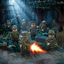 Woodland Camo Military Mega Set — 12 Soldiers