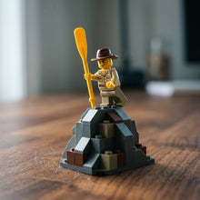 Paddle Oar & Serrated Blade Minifigure