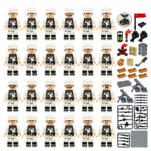WWII Winter Soldiers 24 Figure Army Set with accessories