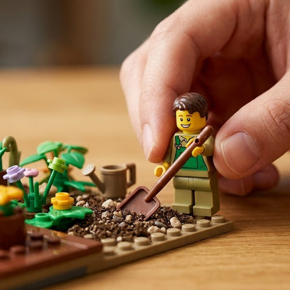 Brown Mini Shovel Accessory Minifigure